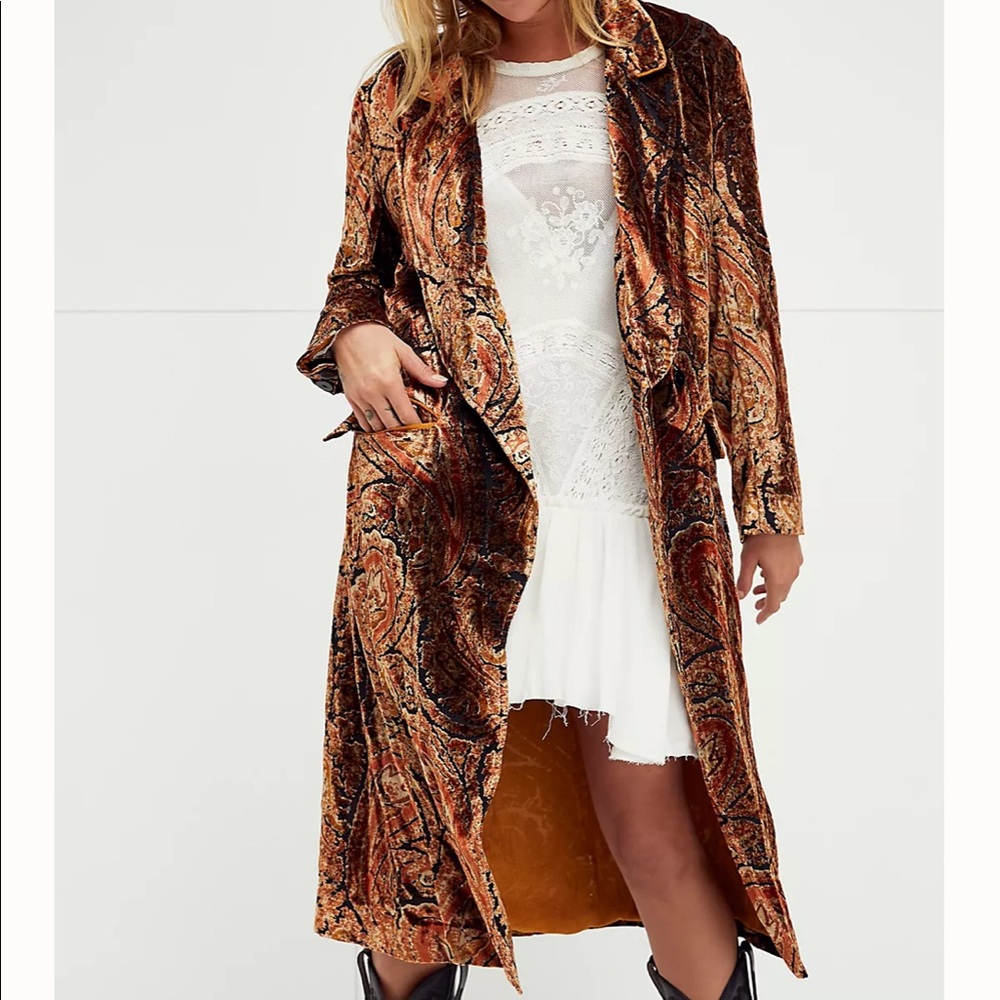 Danni Velvet Duster